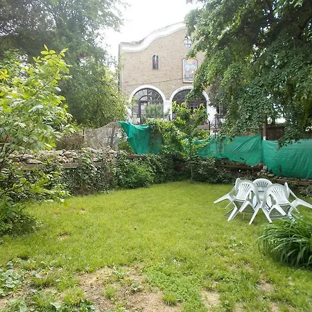 Prázdninový dům Holiday Dzhinneta *